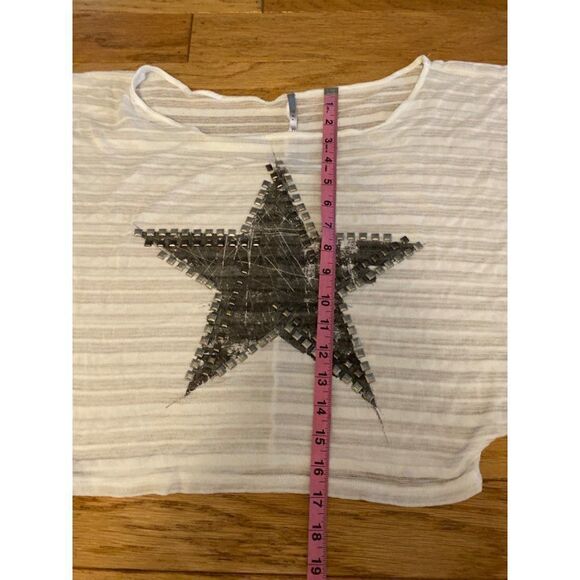 The Classic, women’s white sheer wide sleeve cropped studded outlined star small - Picture 6 of 8